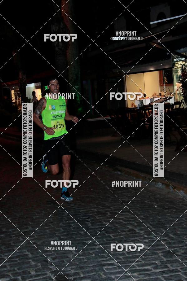 Buy your photos of the eventCircuito Night Run Lagos 2019 - Bzios on Fotop