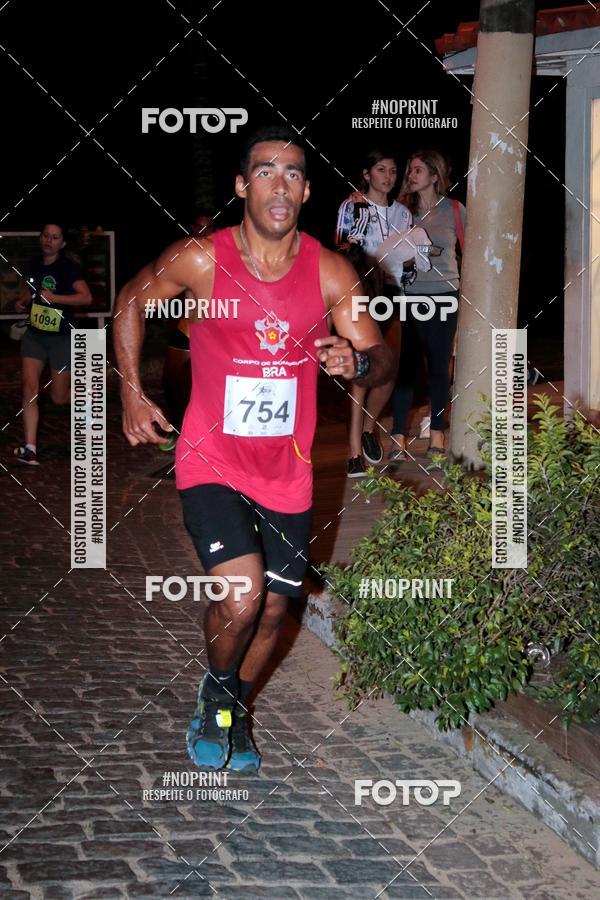 Buy your photos of the eventCircuito Night Run Lagos 2019 - Bzios on Fotop
