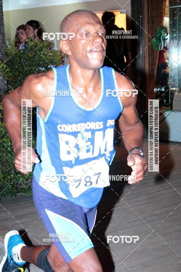 Buy your photos of the eventCircuito Night Run Lagos 2019 - Bzios on Fotop