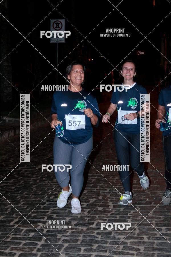 Buy your photos of the eventCircuito Night Run Lagos 2019 - Bzios on Fotop