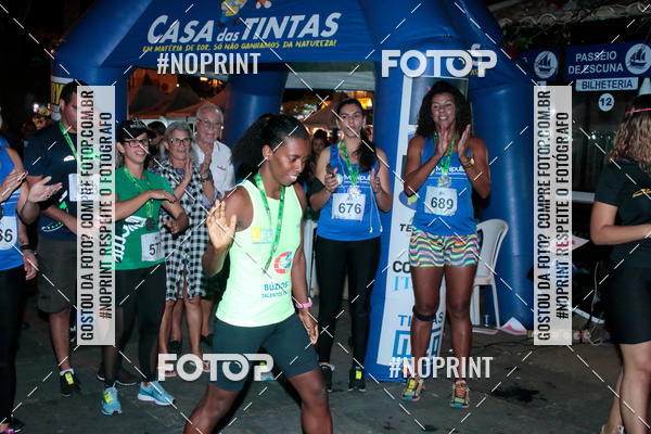 Buy your photos of the eventCircuito Night Run Lagos 2019 - Bzios on Fotop