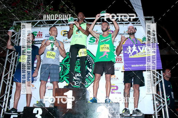 Buy your photos of the eventCircuito Night Run Lagos 2019 - Bzios on Fotop