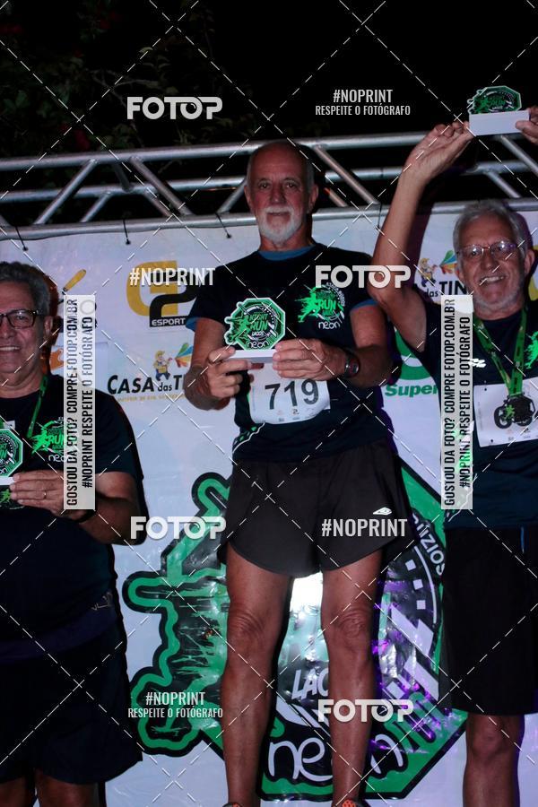 Buy your photos of the eventCircuito Night Run Lagos 2019 - Bzios on Fotop