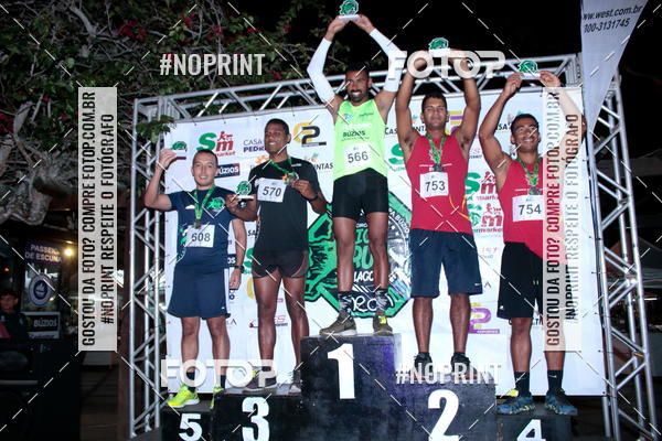 Buy your photos of the eventCircuito Night Run Lagos 2019 - Bzios on Fotop