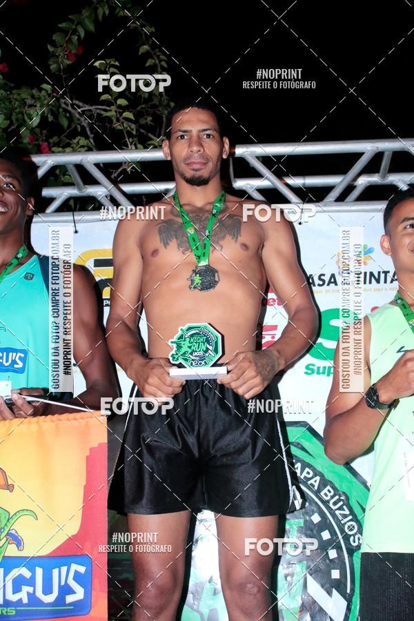 Buy your photos of the eventCircuito Night Run Lagos 2019 - Bzios on Fotop