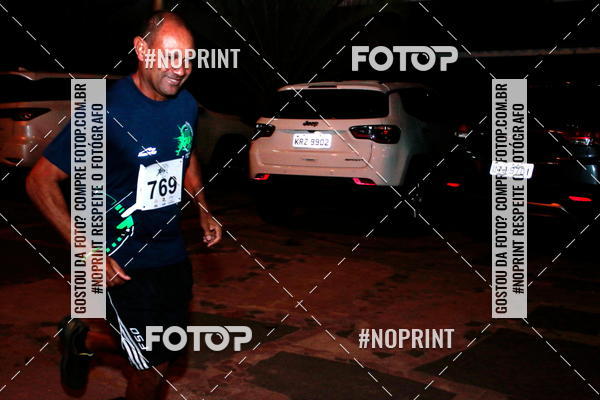 Buy your photos of the eventCircuito Night Run Lagos 2019 - Bzios on Fotop
