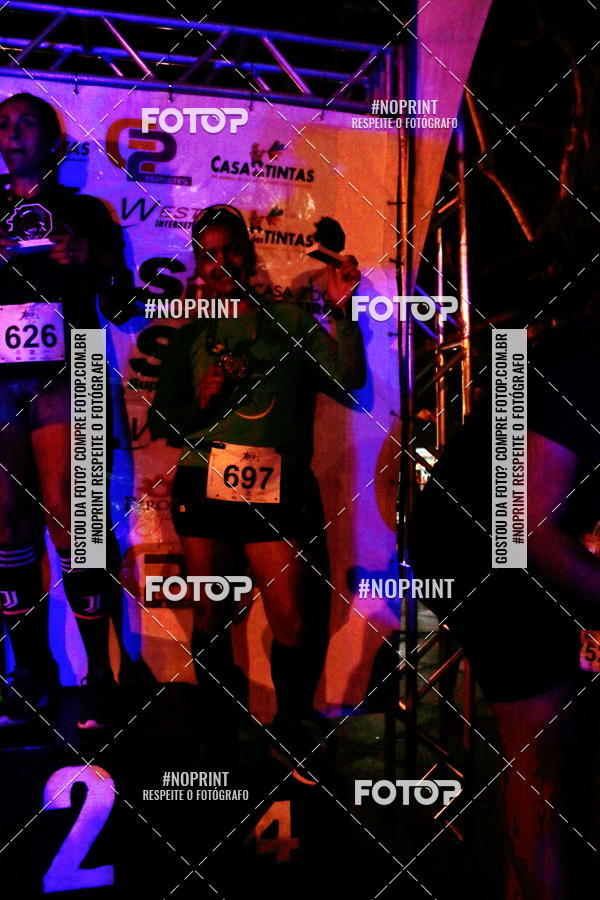 Buy your photos of the eventCircuito Night Run Lagos 2019 - Bzios on Fotop