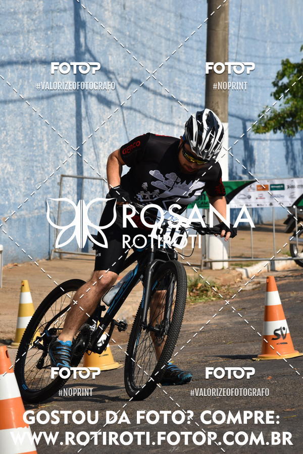 Buy your photos of the eventTriathlon Yara 2019 on Fotop