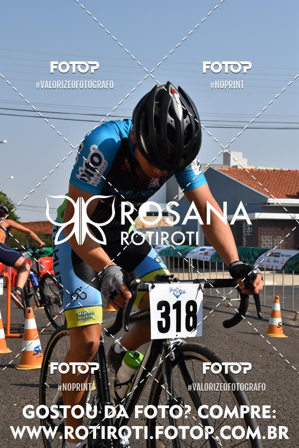Buy your photos of the eventTriathlon Yara 2019 on Fotop