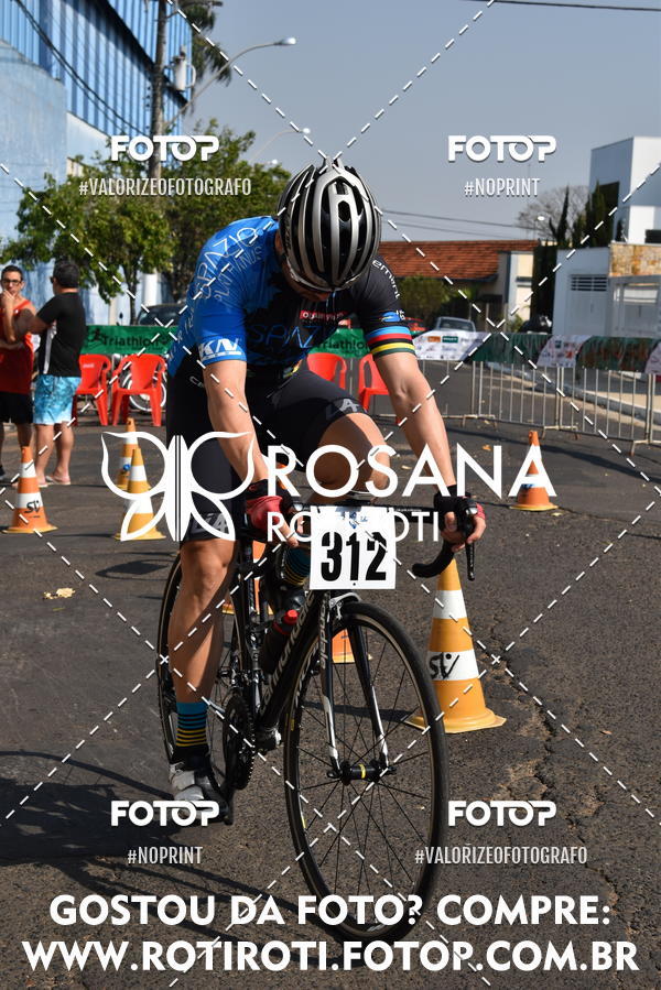 Buy your photos of the eventTriathlon Yara 2019 on Fotop