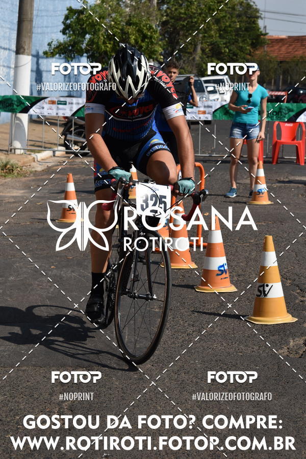 Buy your photos of the eventTriathlon Yara 2019 on Fotop