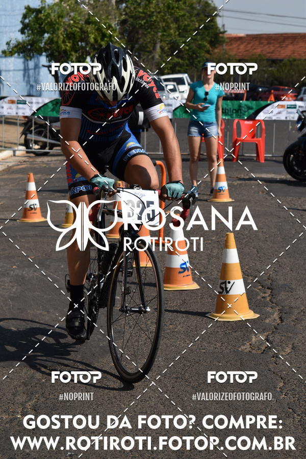 Buy your photos of the eventTriathlon Yara 2019 on Fotop