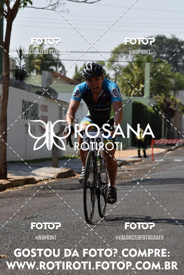 Buy your photos of the eventTriathlon Yara 2019 on Fotop