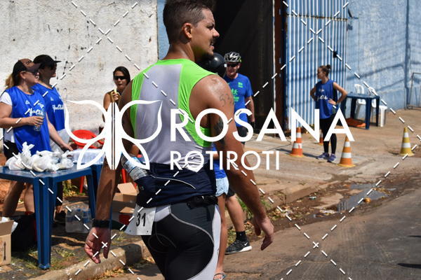 Buy your photos of the eventTriathlon Yara 2019 on Fotop