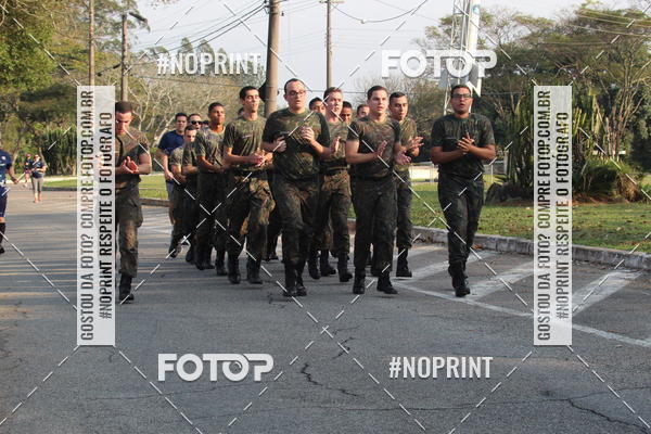 Achetez vos photos de l'vnementCORRIDA SANTOS DUMONT DCTA sur Fotop