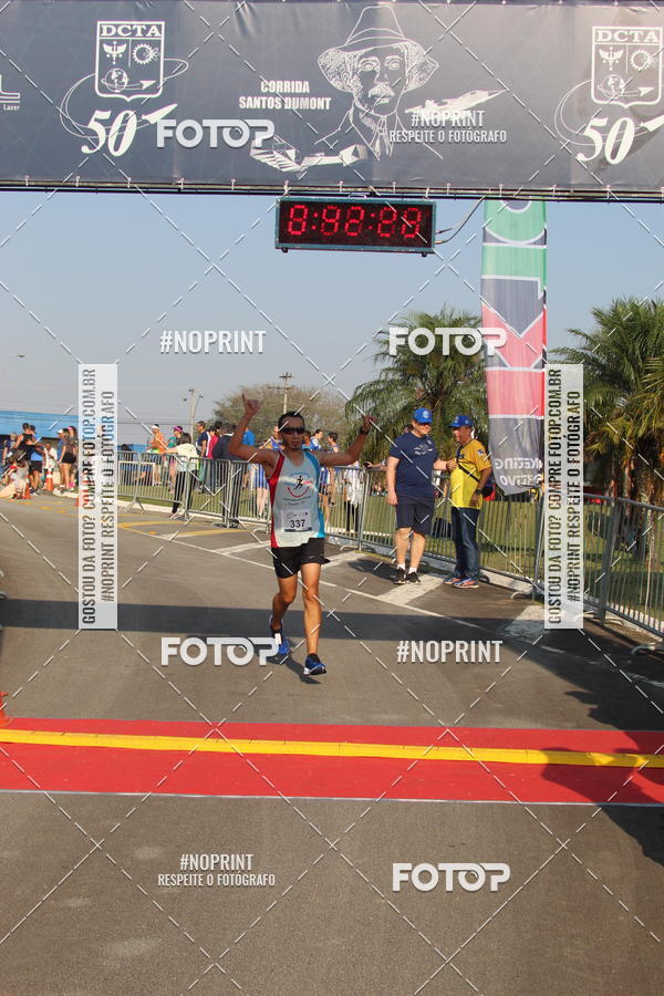 Achetez vos photos de l'vnementCORRIDA SANTOS DUMONT DCTA sur Fotop