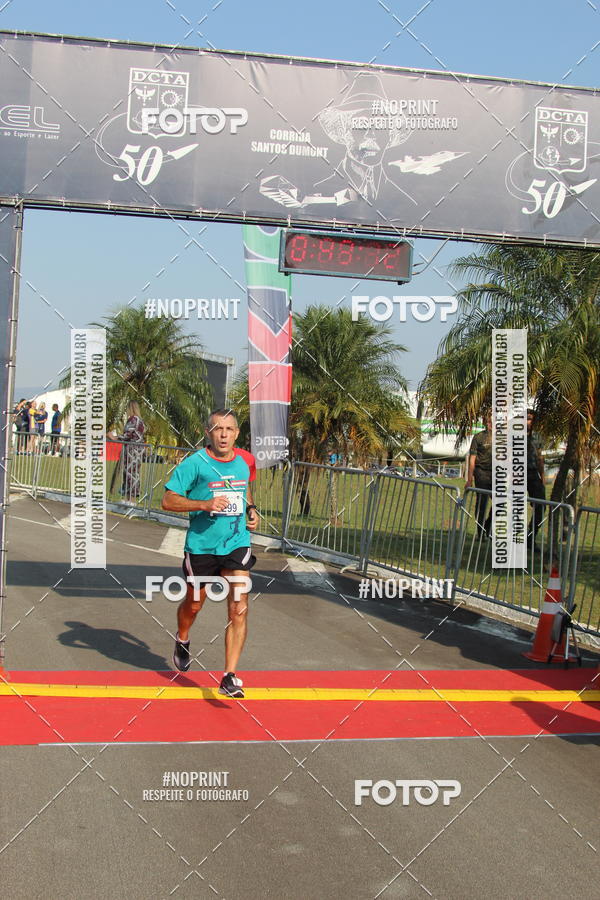 Achetez vos photos de l'vnementCORRIDA SANTOS DUMONT DCTA sur Fotop