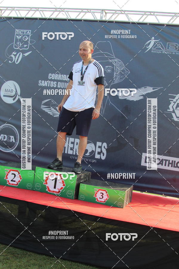 Achetez vos photos de l'vnementCORRIDA SANTOS DUMONT DCTA sur Fotop