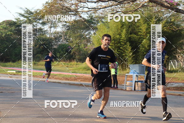 Achetez vos photos de l'vnementCORRIDA SANTOS DUMONT DCTA sur Fotop