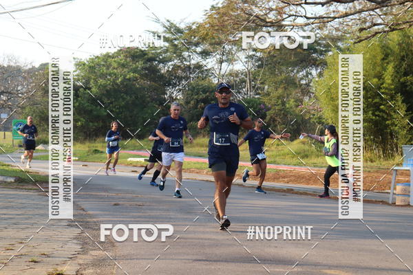 Achetez vos photos de l'vnementCORRIDA SANTOS DUMONT DCTA sur Fotop