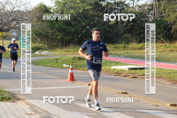 Achetez vos photos de l'vnementCORRIDA SANTOS DUMONT DCTA sur Fotop