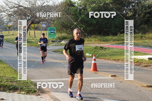 Achetez vos photos de l'vnementCORRIDA SANTOS DUMONT DCTA sur Fotop
