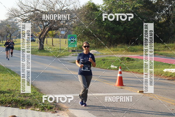Achetez vos photos de l'vnementCORRIDA SANTOS DUMONT DCTA sur Fotop