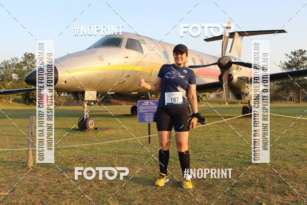 Achetez vos photos de l'vnementCORRIDA SANTOS DUMONT DCTA sur Fotop