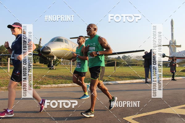 Compra tus fotos del eventoCORRIDA SANTOS DUMONT DCTA En Fotop