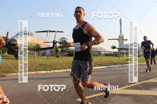Compra tus fotos del eventoCORRIDA SANTOS DUMONT DCTA En Fotop