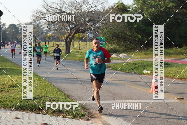 Achetez vos photos de l'vnementCORRIDA SANTOS DUMONT DCTA sur Fotop
