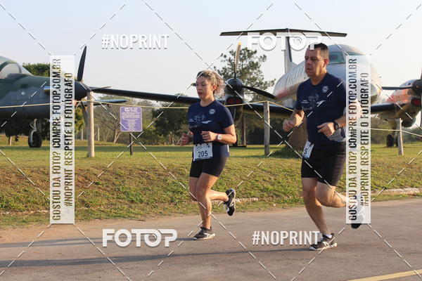 Achetez vos photos de l'vnementCORRIDA SANTOS DUMONT DCTA sur Fotop