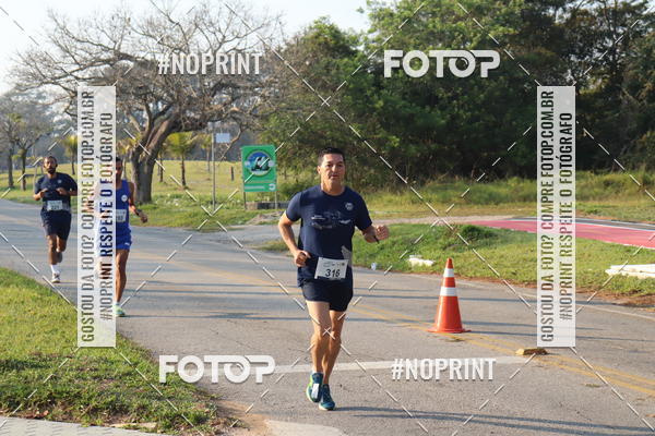 Achetez vos photos de l'vnementCORRIDA SANTOS DUMONT DCTA sur Fotop