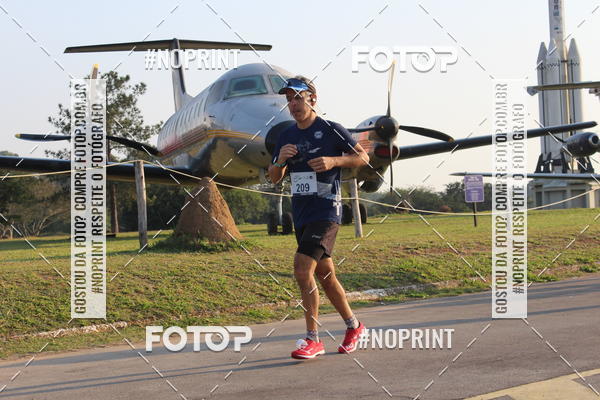 Compra tus fotos del eventoCORRIDA SANTOS DUMONT DCTA En Fotop