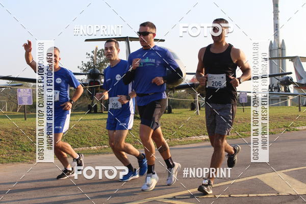 Compra tus fotos del eventoCORRIDA SANTOS DUMONT DCTA En Fotop