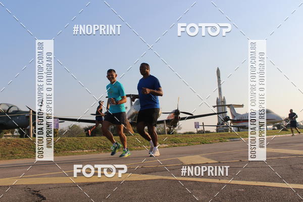 Compra tus fotos del eventoCORRIDA SANTOS DUMONT DCTA En Fotop