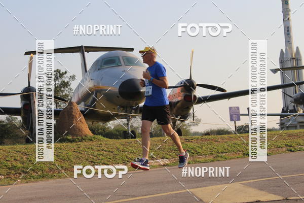 Achetez vos photos de l'vnementCORRIDA SANTOS DUMONT DCTA sur Fotop