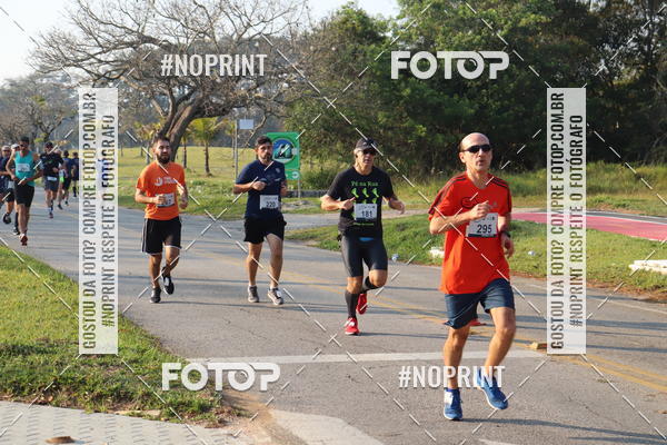 Achetez vos photos de l'vnementCORRIDA SANTOS DUMONT DCTA sur Fotop