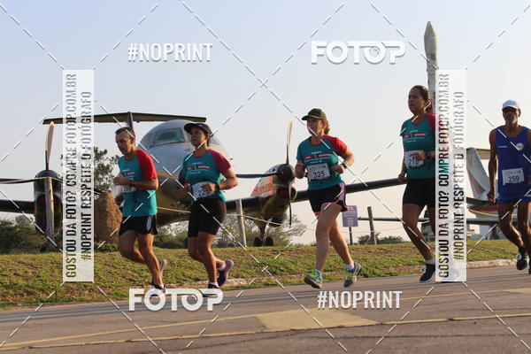 Achetez vos photos de l'vnementCORRIDA SANTOS DUMONT DCTA sur Fotop