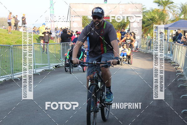 Achetez vos photos de l'vnementCORRIDA SANTOS DUMONT DCTA sur Fotop