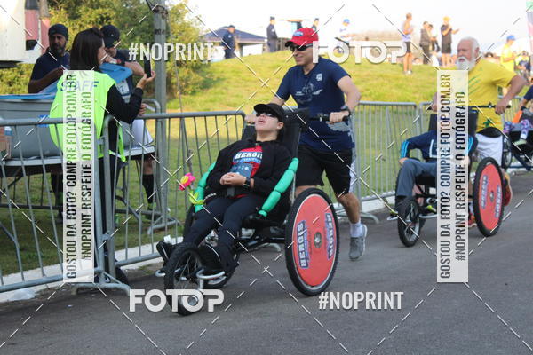 Achetez vos photos de l'vnementCORRIDA SANTOS DUMONT DCTA sur Fotop