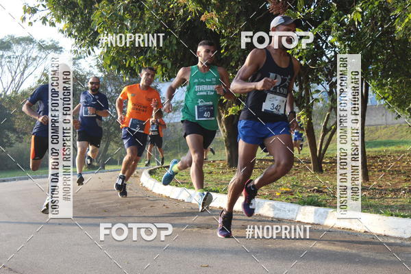 Achetez vos photos de l'vnementCORRIDA SANTOS DUMONT DCTA sur Fotop