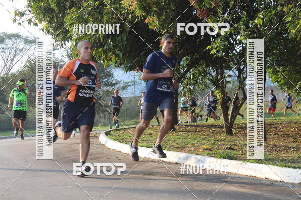 Achetez vos photos de l'vnementCORRIDA SANTOS DUMONT DCTA sur Fotop
