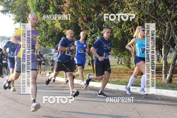 Achetez vos photos de l'vnementCORRIDA SANTOS DUMONT DCTA sur Fotop