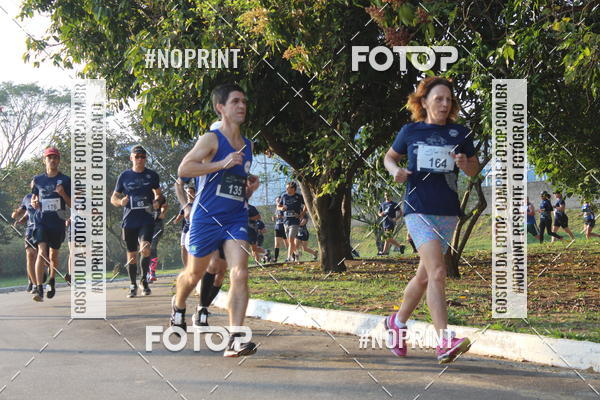 Achetez vos photos de l'vnementCORRIDA SANTOS DUMONT DCTA sur Fotop