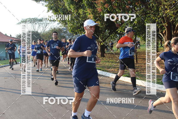 Achetez vos photos de l'vnementCORRIDA SANTOS DUMONT DCTA sur Fotop
