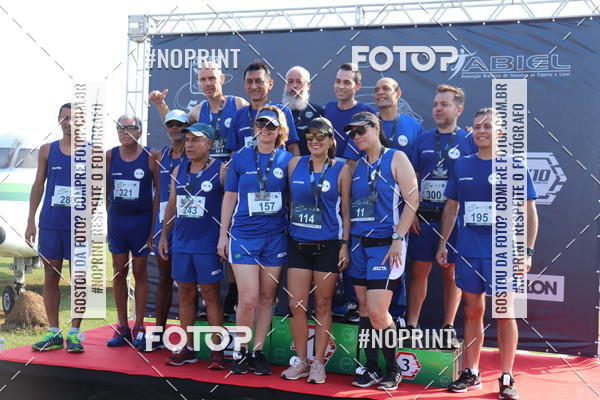 Achetez vos photos de l'vnementCORRIDA SANTOS DUMONT DCTA sur Fotop