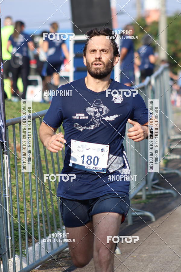 Achetez vos photos de l'vnementCORRIDA SANTOS DUMONT DCTA sur Fotop