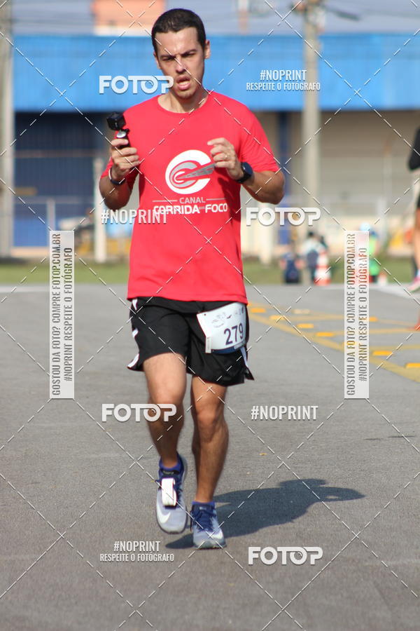 Achetez vos photos de l'vnementCORRIDA SANTOS DUMONT DCTA sur Fotop