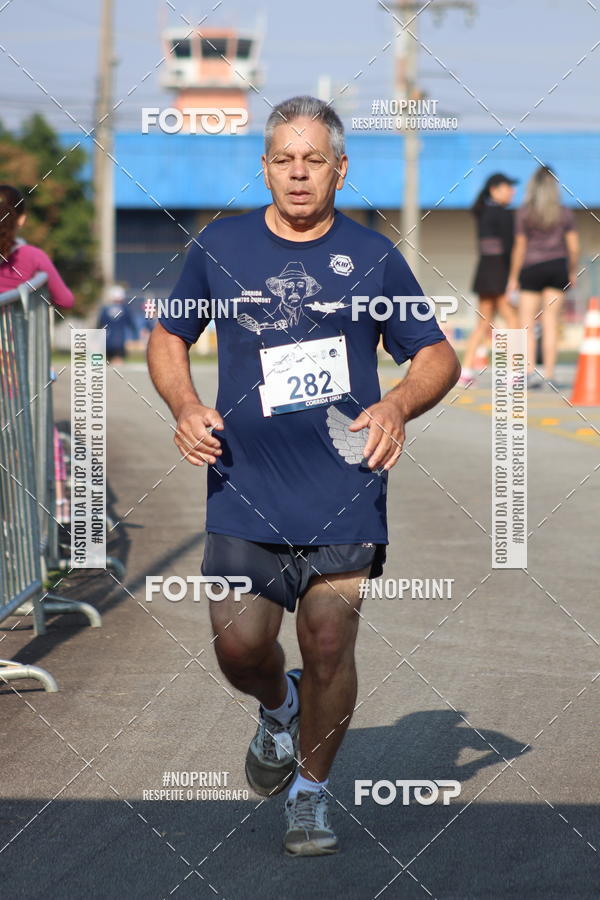 Achetez vos photos de l'vnementCORRIDA SANTOS DUMONT DCTA sur Fotop